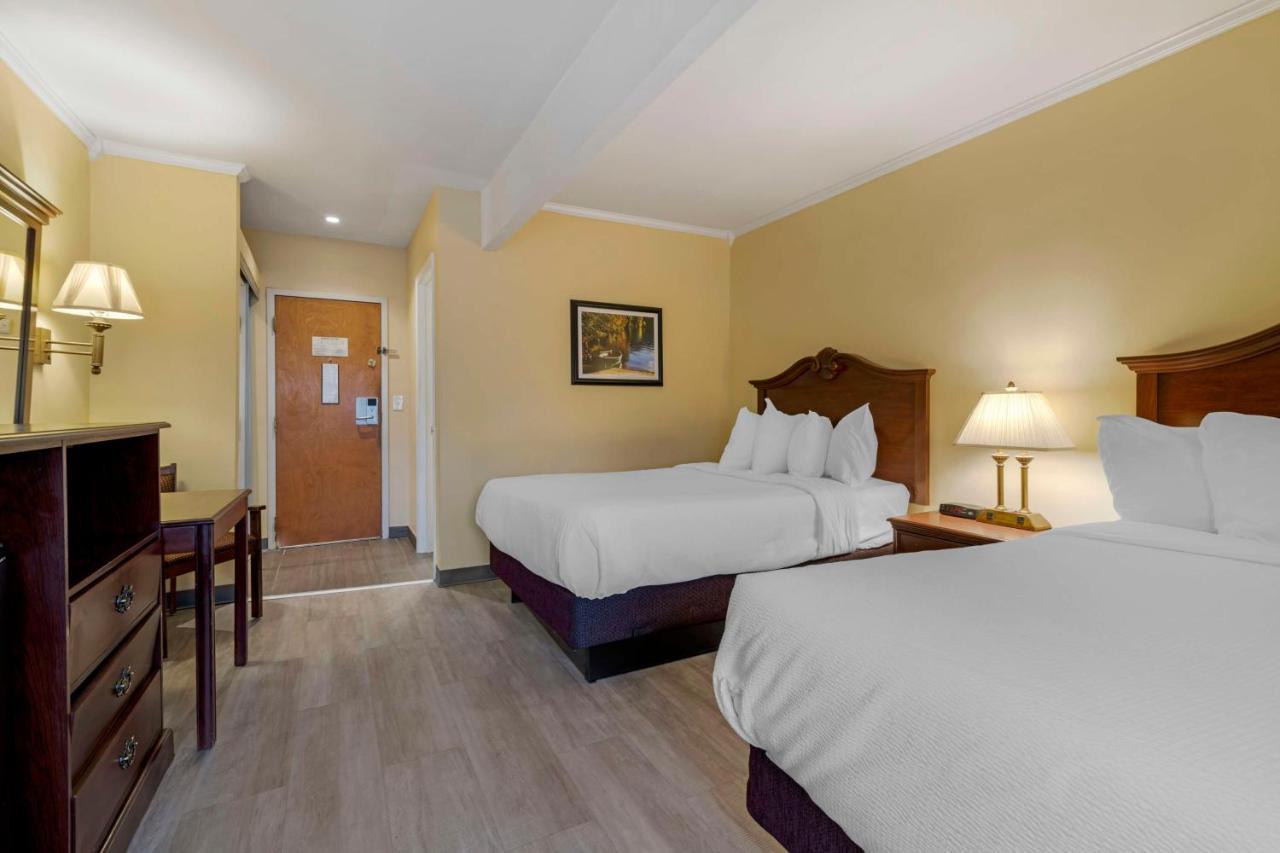 Hotel Best Western Of 3*